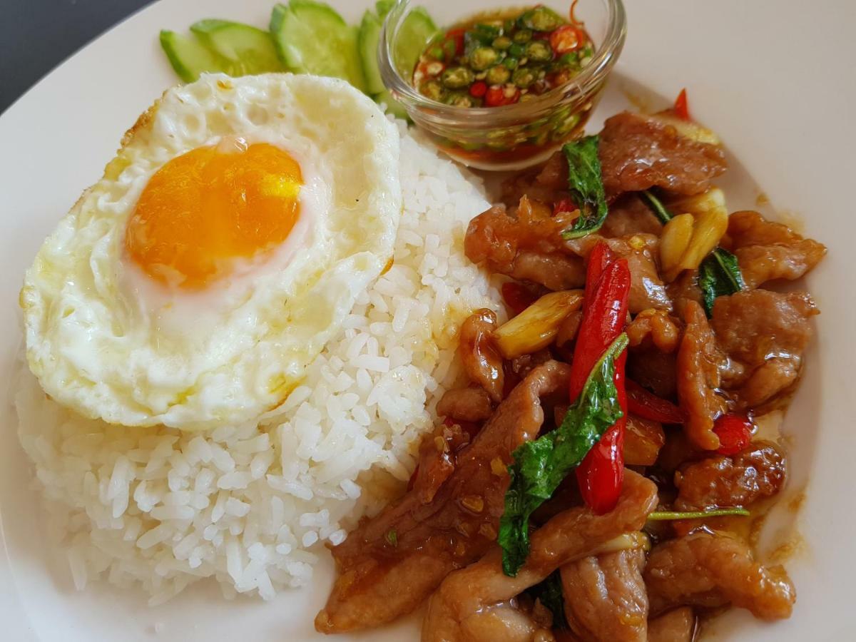 Chan Guest Villa Bangkok Eksteriør billede