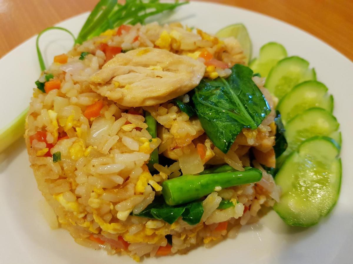 Chan Guest Villa Bangkok Eksteriør billede